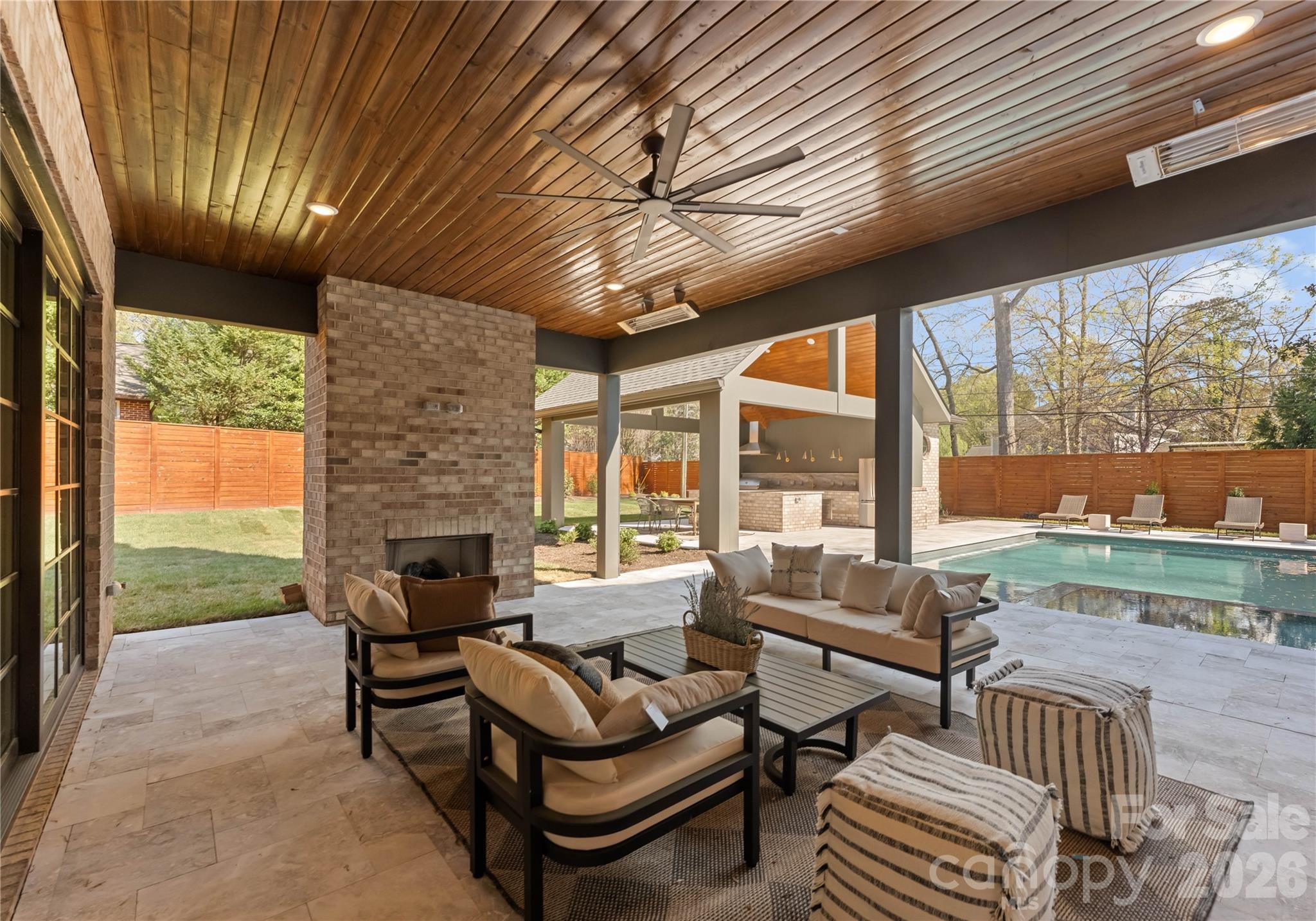 154 North Canterbury Road Charlotte, NC 28211 - Photo 1 of 45