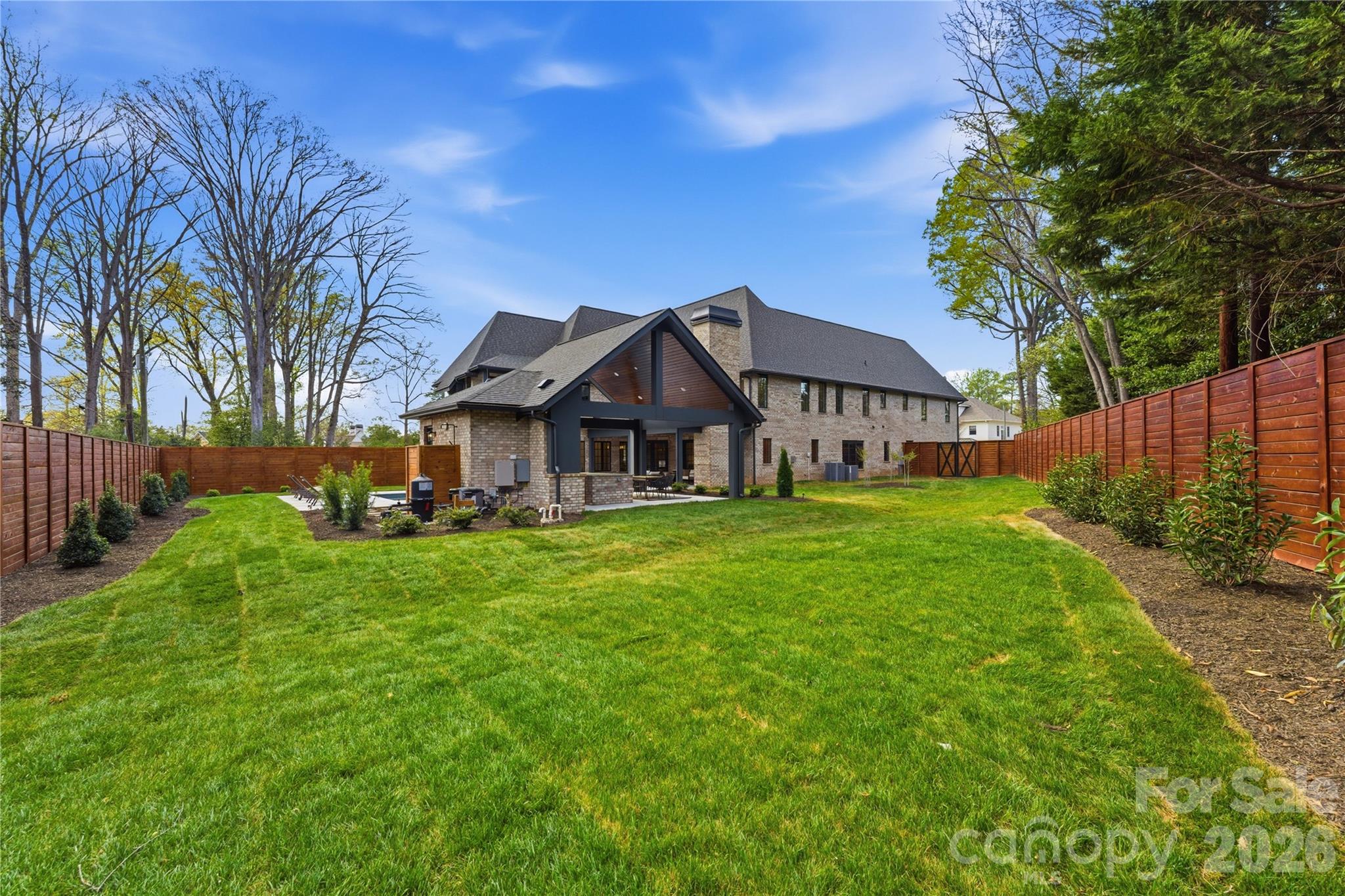 154 North Canterbury Road Charlotte, NC 28211 - Photo 4 of 45
