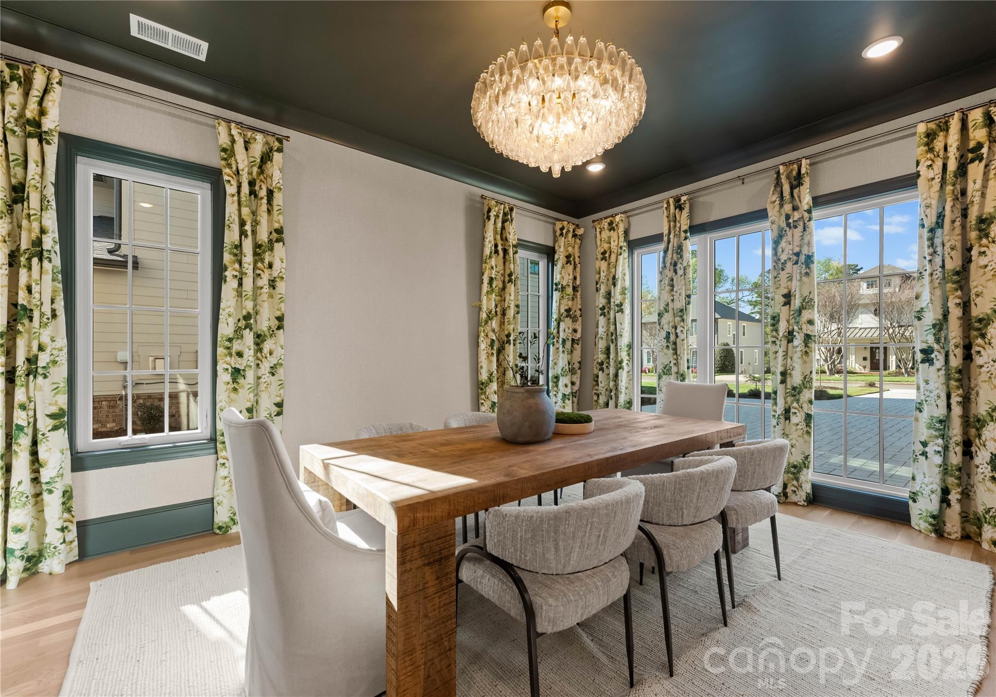 154 North Canterbury Road Charlotte, NC 28211 - Photo 10 of 45