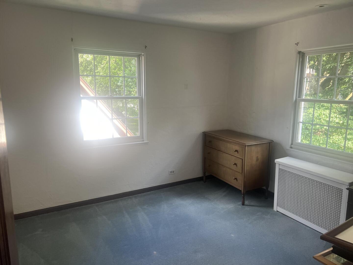 1253 Cherry Street Winnetka, IL 60093 - Photo 10 of 11 a view of room and window