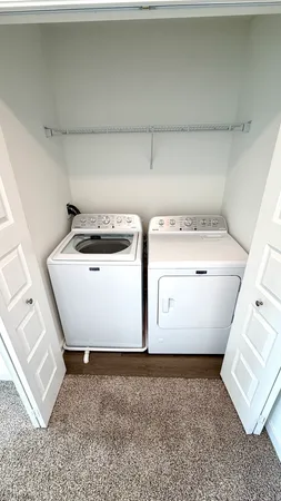 $2,595 | 863 Briar Gln Court, Unit 863, Hampshire, IL 60140
