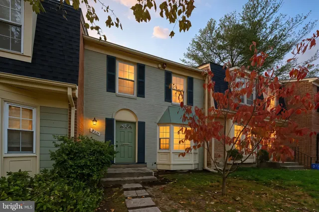 $475,000 | 9834 Maple Leaf Drive, Gaithersburg, MD 20886