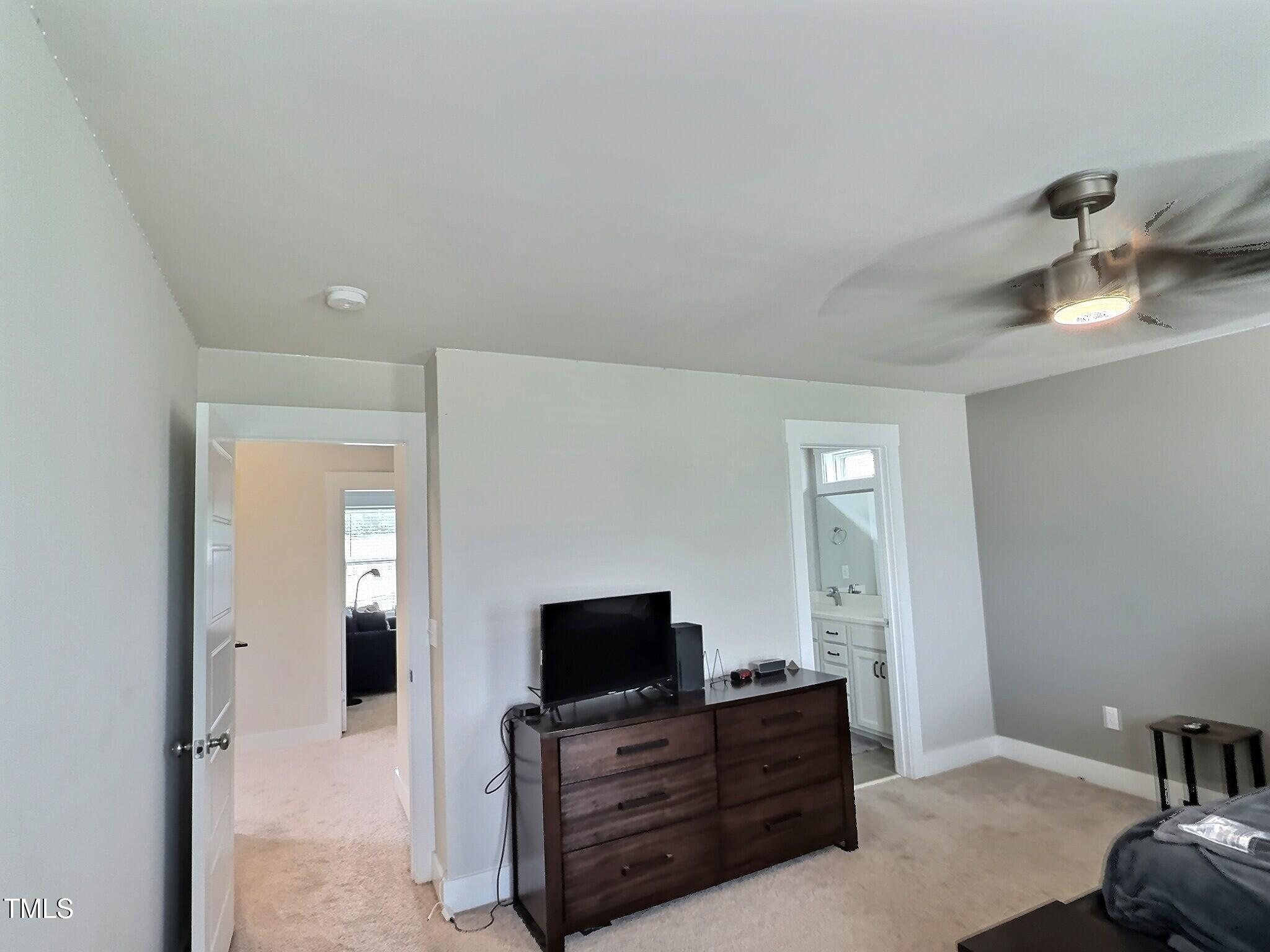 2319 Great Ridge Parkway Chapel Hill, NC 27516 - Photo 11 of 21 exposio_132408615