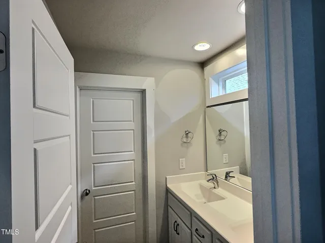 $2,350 | 2319 Great Ridge Parkway, Chapel Hill, NC 27516