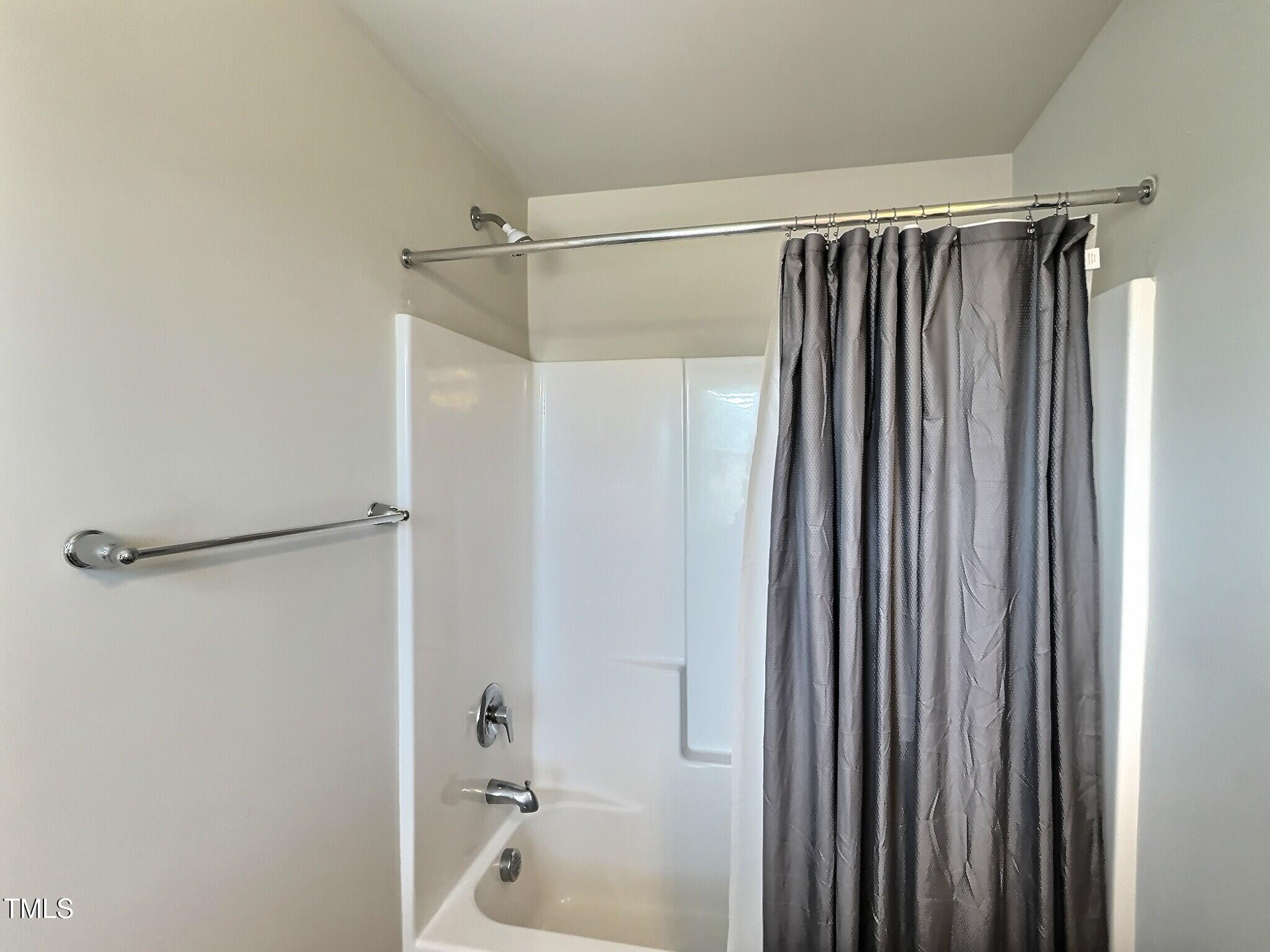 2319 Great Ridge Parkway Chapel Hill, NC 27516 - Photo 16 of 21 exposio_132408600