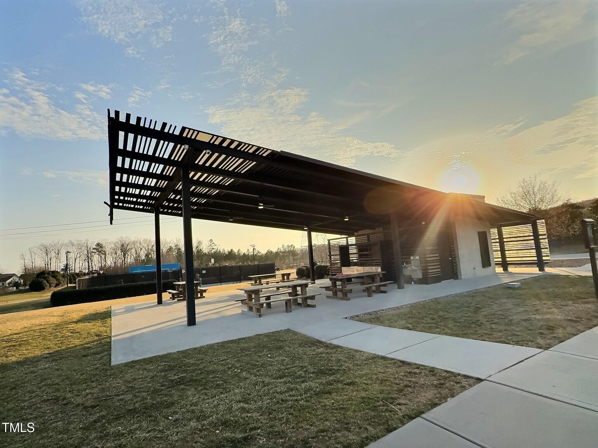 2319 Great Ridge Parkway Chapel Hill, NC 27516 - Photo 17 of 21 exposio_131821197