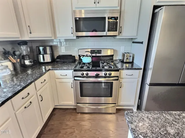 $2,350 | 2319 Great Ridge Parkway, Chapel Hill, NC 27516