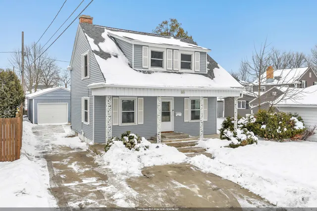 $179,000 | 2410 Liberty Place, Manitowoc, WI 54220