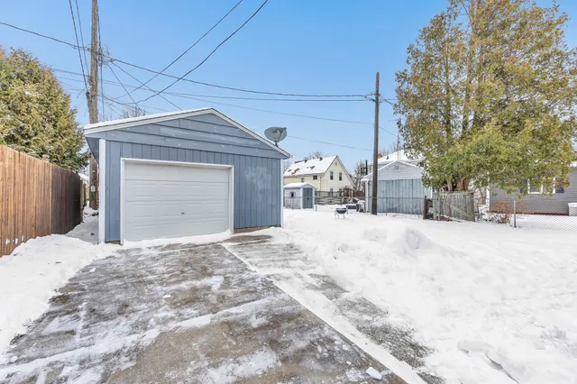 $179,000 | 2410 Liberty Place, Manitowoc, WI 54220