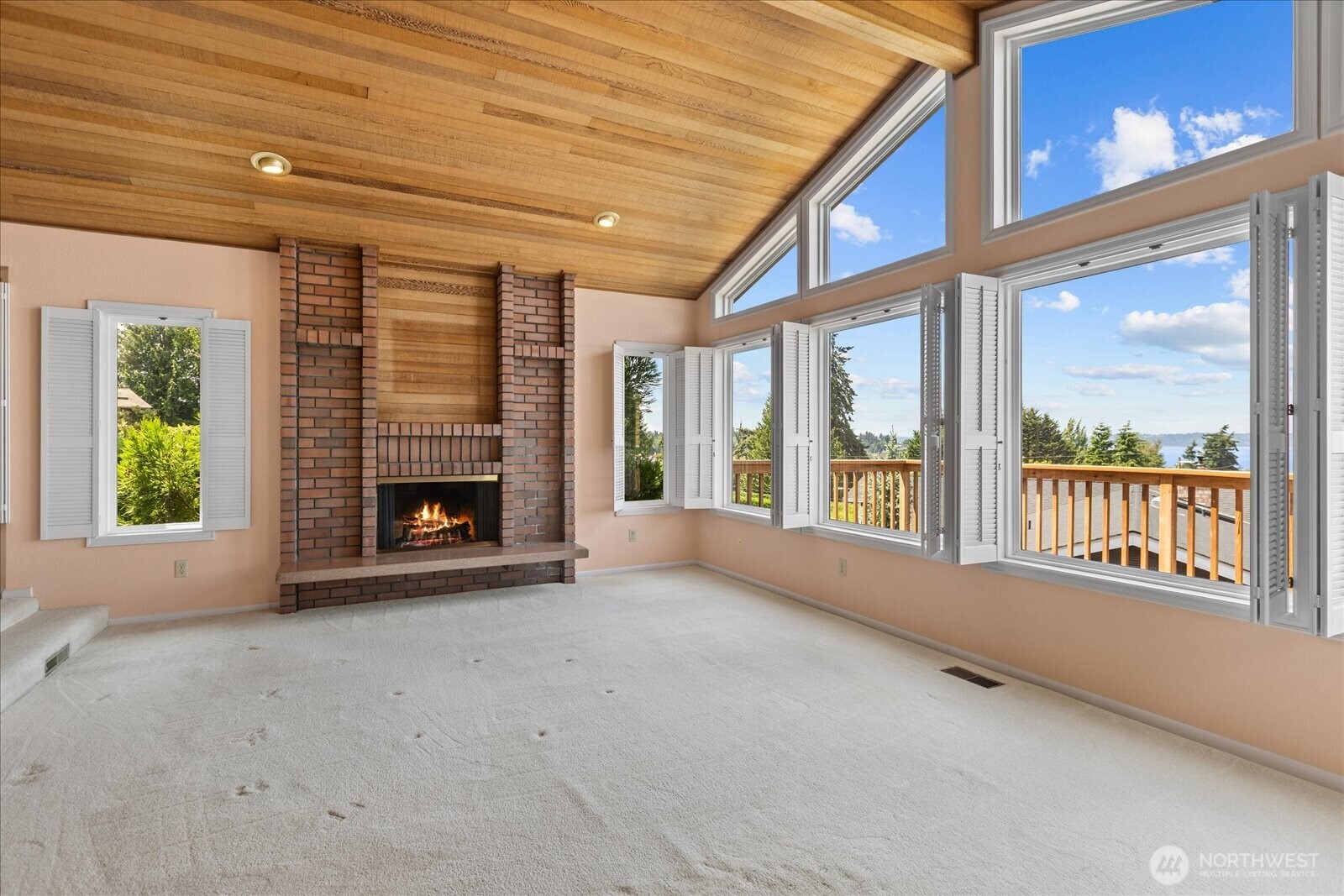 809 Spruce Place Edmonds, WA 98020 - Photo 5 of 40