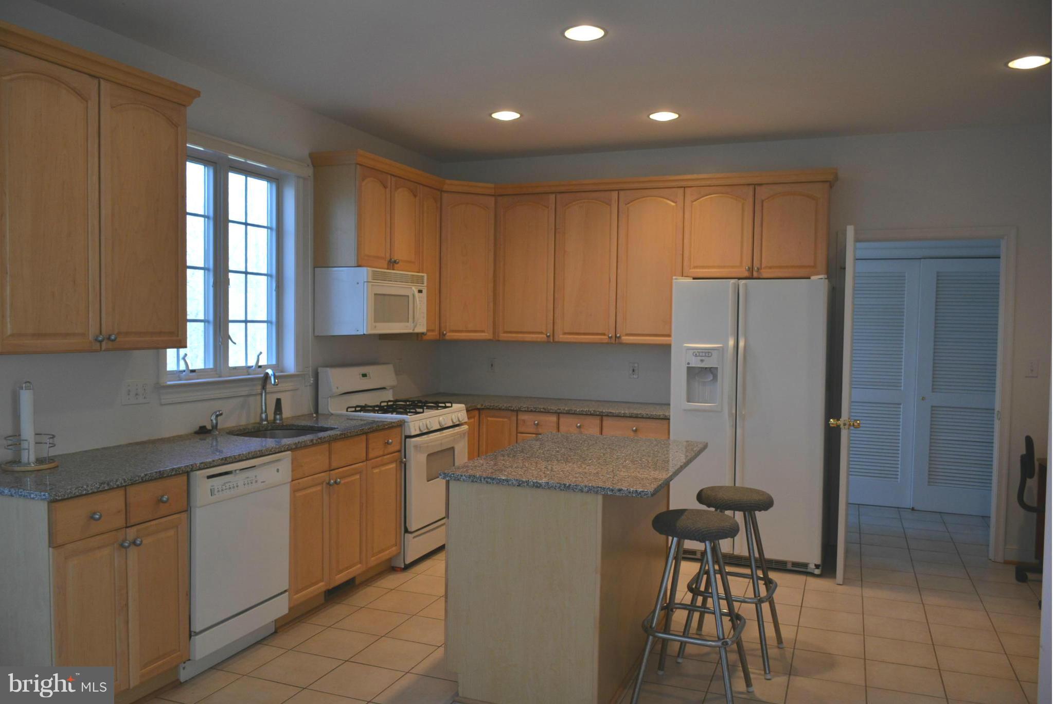 8921 Woodward Road Marshall, VA 20115 - Photo 14 of 30 Kitchen