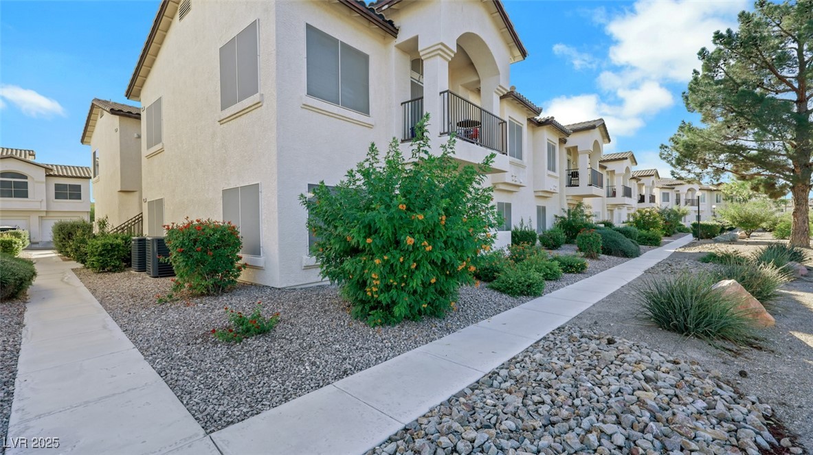 4921 Black Bear Road, Unit 104 Las Vegas, NV 89149 - Photo 34 of 35 Side of Building