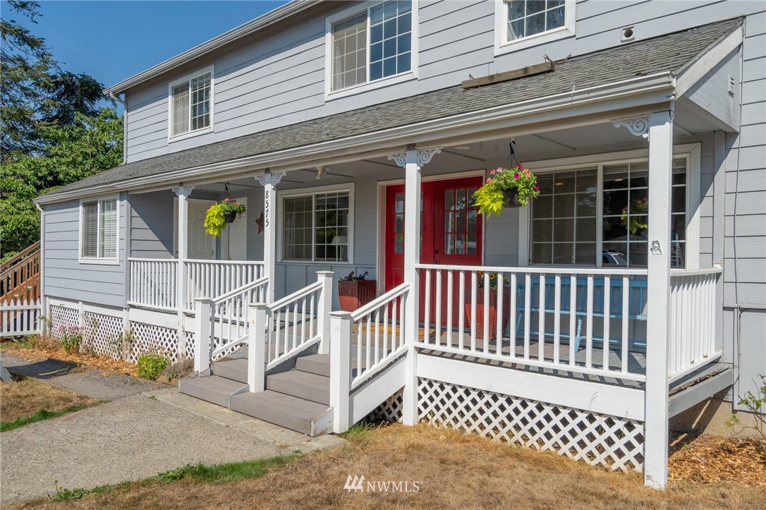 8575 Bender Road Lynden, WA 98264 - Photo 2 of 40 Gallery Image 2