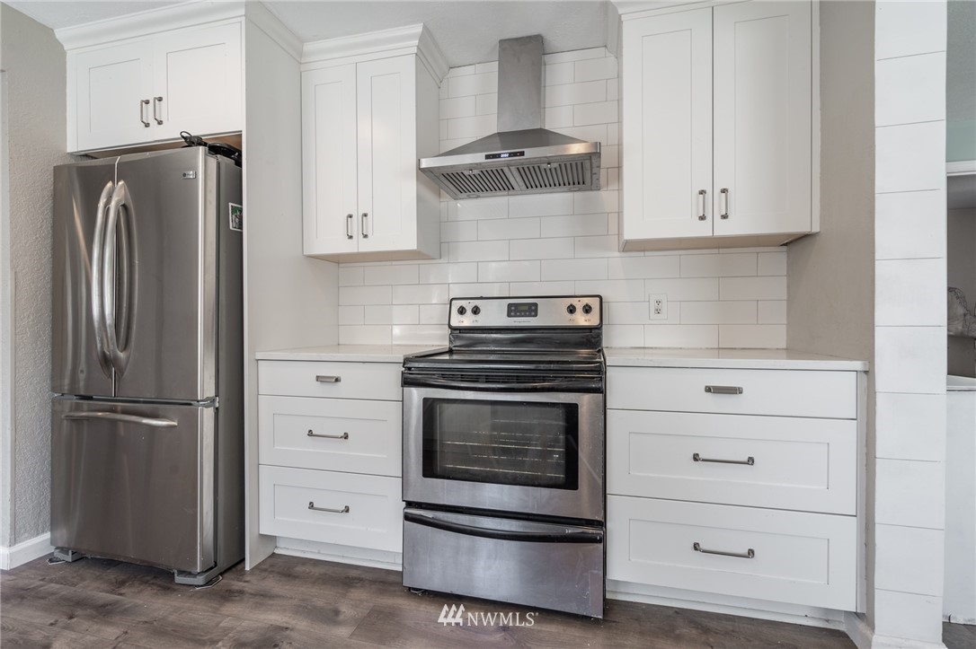8575 Bender Road Lynden, WA 98264 - Photo 12 of 40 Gallery Image 12