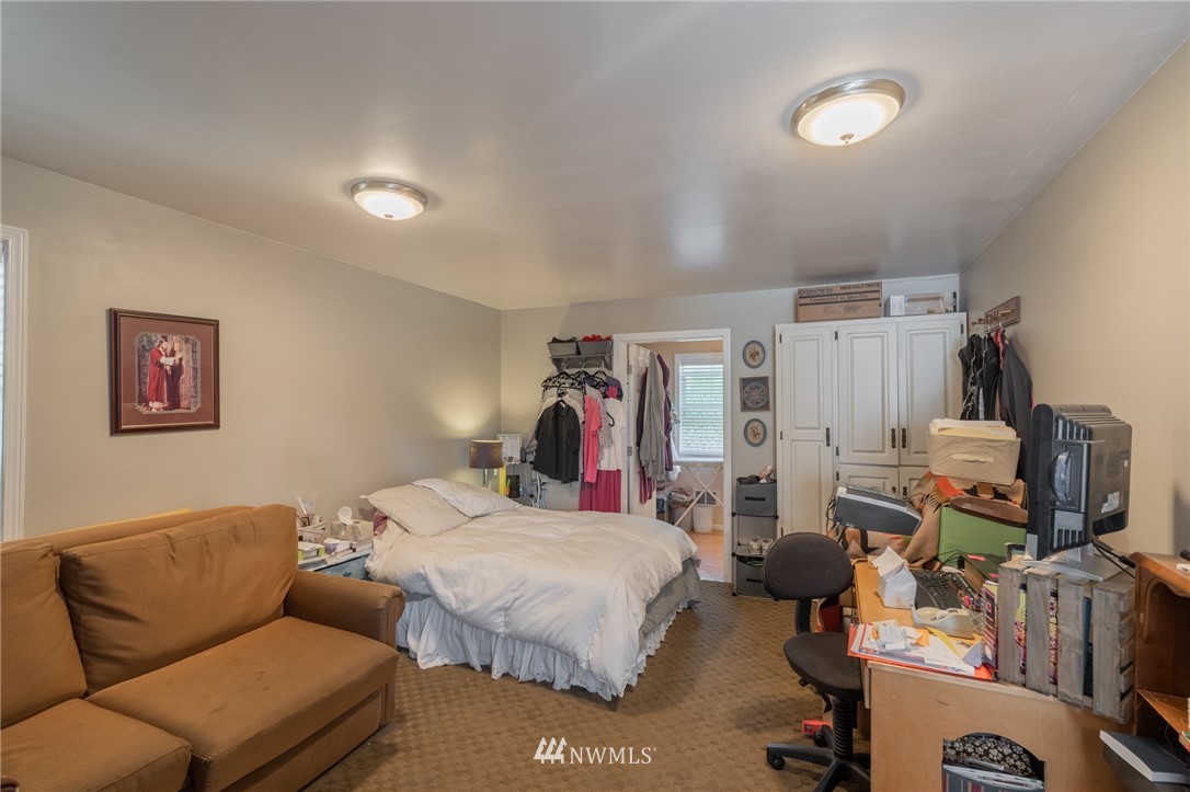 8575 Bender Road Lynden, WA 98264 - Photo 38 of 40 Gallery Image 38