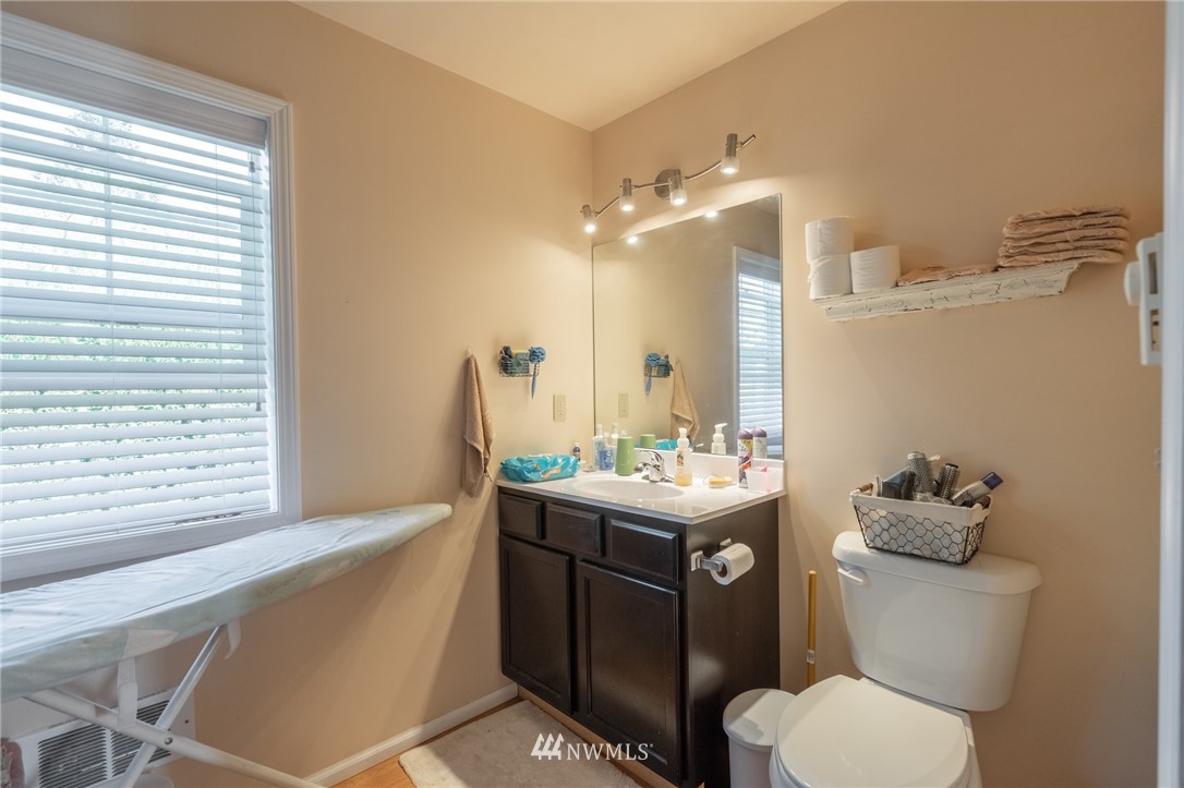 8575 Bender Road Lynden, WA 98264 - Photo 39 of 40 Gallery Image 39