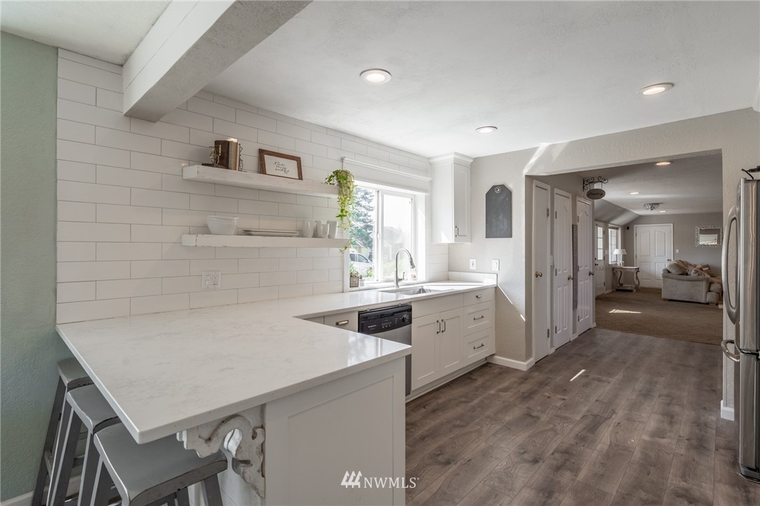8575 Bender Road Lynden, WA 98264 - Photo 10 of 40 Gallery Image 10
