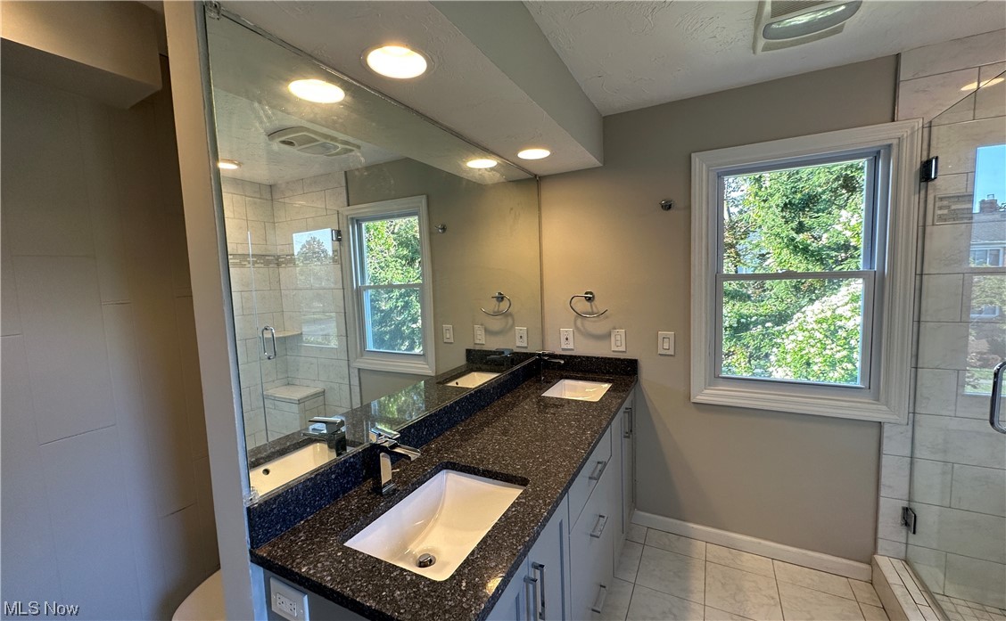 2809 Noble Road Cleveland Heights, OH 44121 - Photo 17 of 34 Bathroom