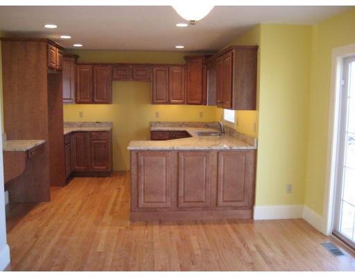 18 Point Pleasant Road Webster, MA 01570 - Photo 8 of 10 Gallery Image 8