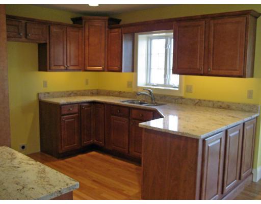 18 Point Pleasant Road Webster, MA 01570 - Photo 9 of 10 Gallery Image 9