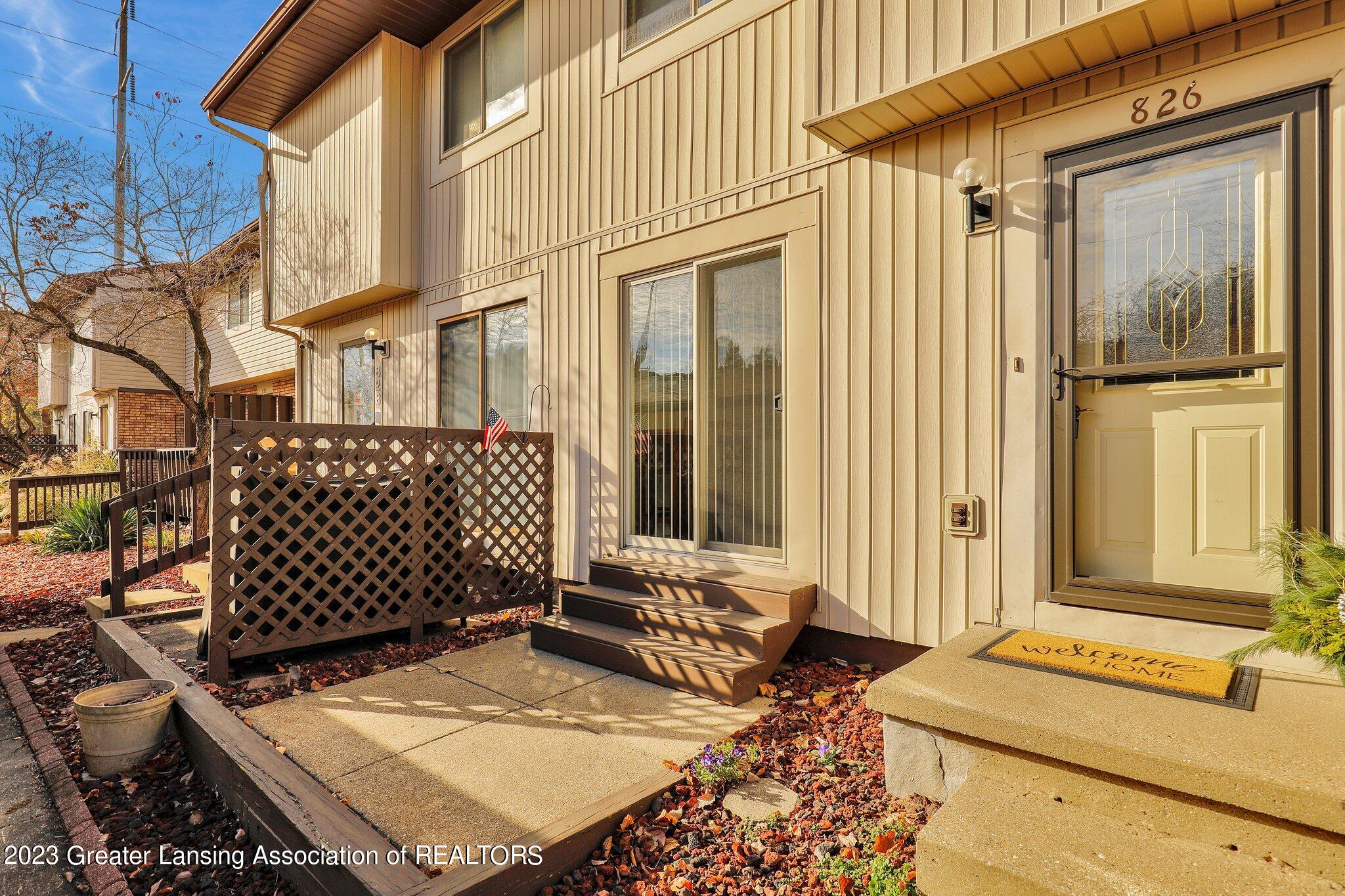 826 Armstrong Road, Unit 19 Lansing, MI 48911 - Photo 3 of 23 25-web-or-mls-Open Ended Media-26