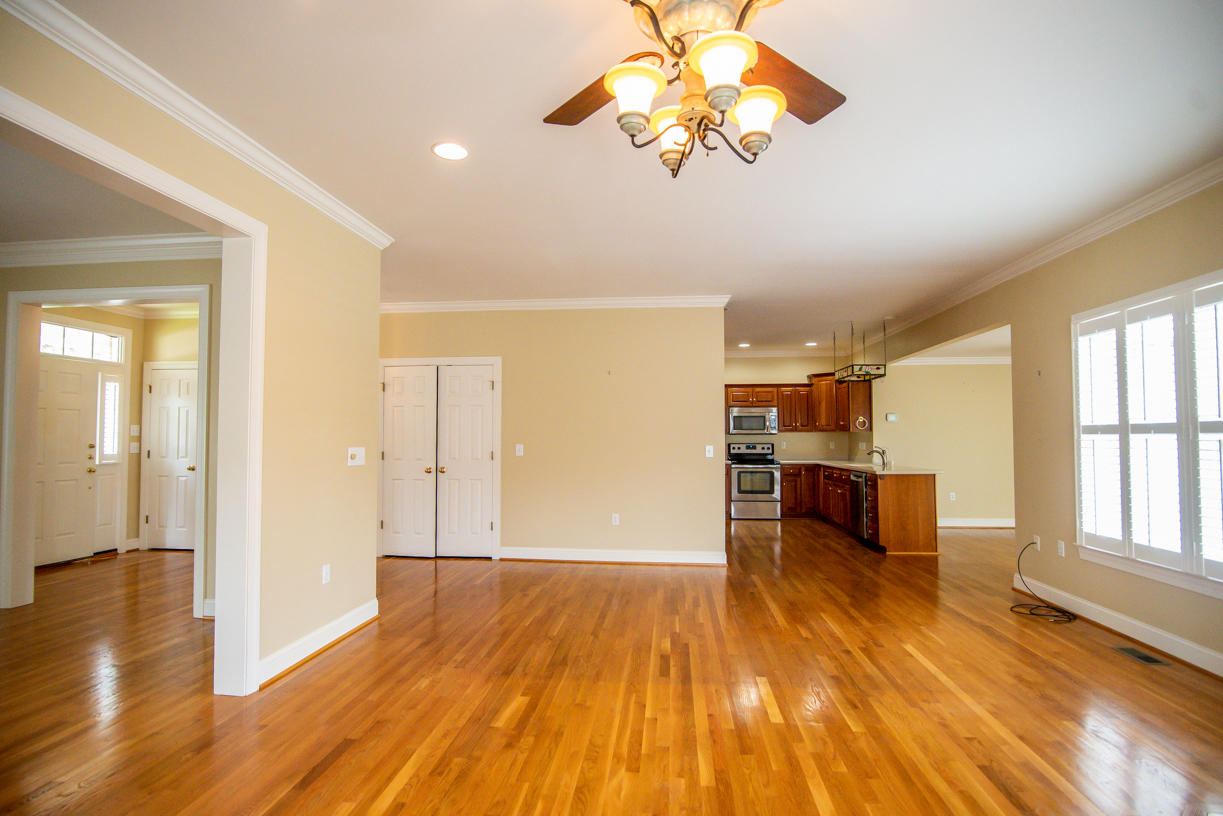 612 Highfield Road Salem, VA 24153 - Photo 22 of 44 _DSC8456