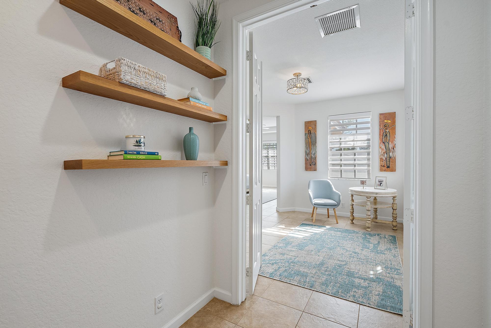 114 Via Santa Cruz Jupiter, FL 33458 - Photo 18 of 48 Walk in Closet