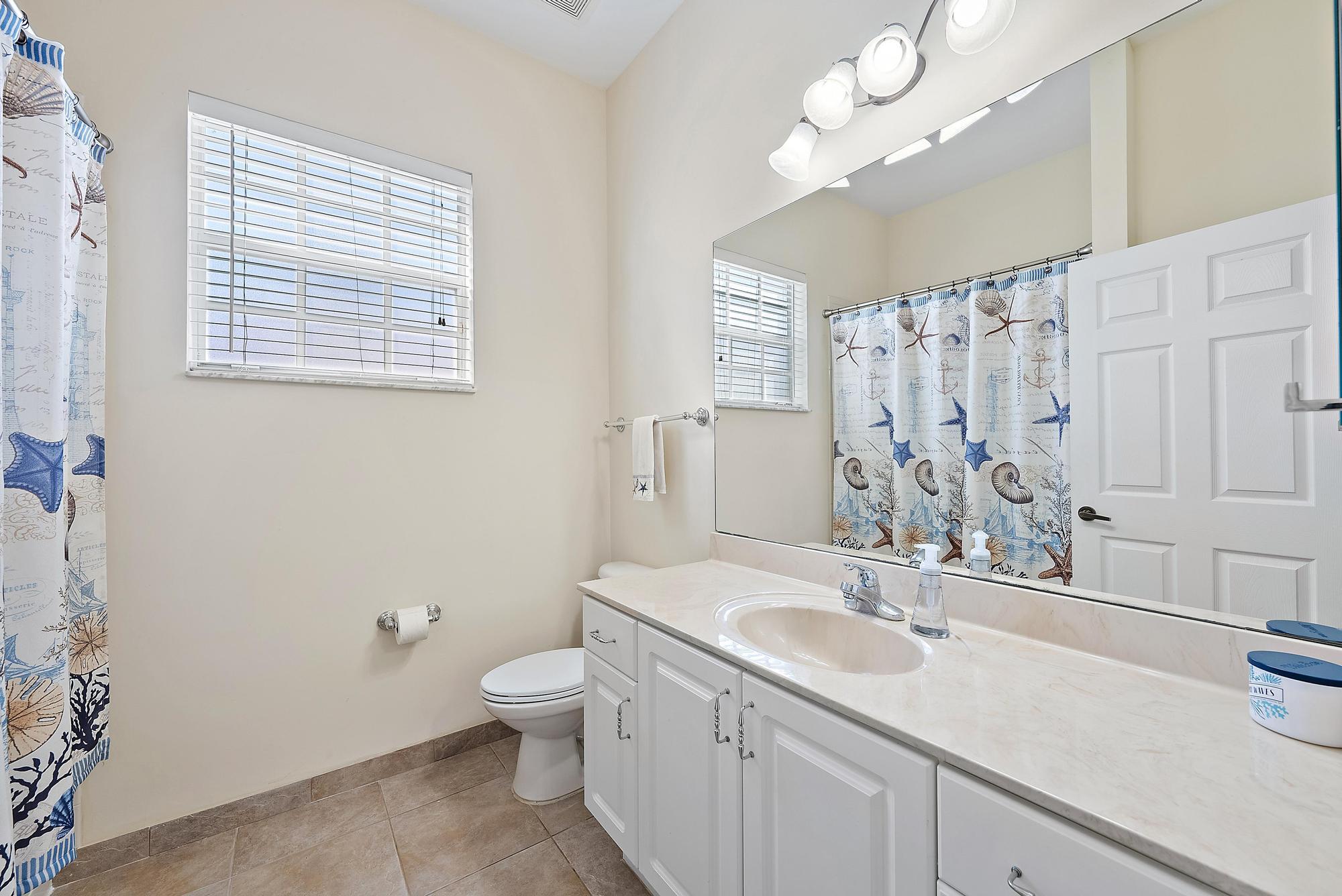 114 Via Santa Cruz Jupiter, FL 33458 - Photo 25 of 48 Full Bath