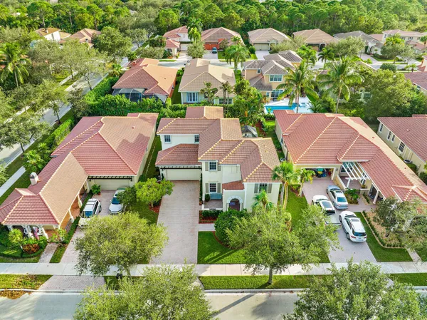 $1,125,000 | 114 Via Santa Cruz, Jupiter, FL 33458