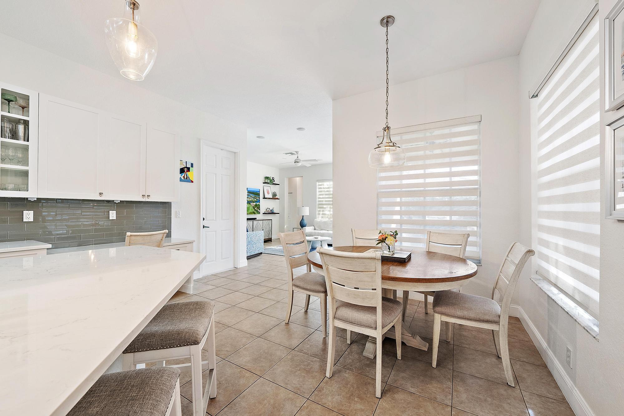 114 Via Santa Cruz Jupiter, FL 33458 - Photo 7 of 48 Breakfast Area