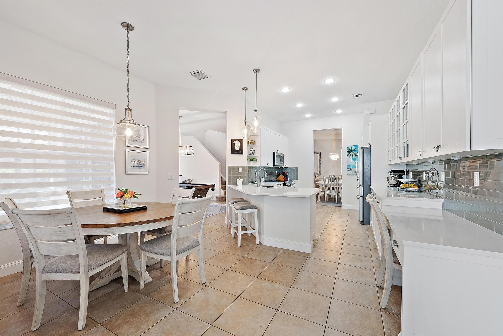 114 Via Santa Cruz Jupiter, FL 33458 - Photo 8 of 48 Breakfast Area & Kitchen
