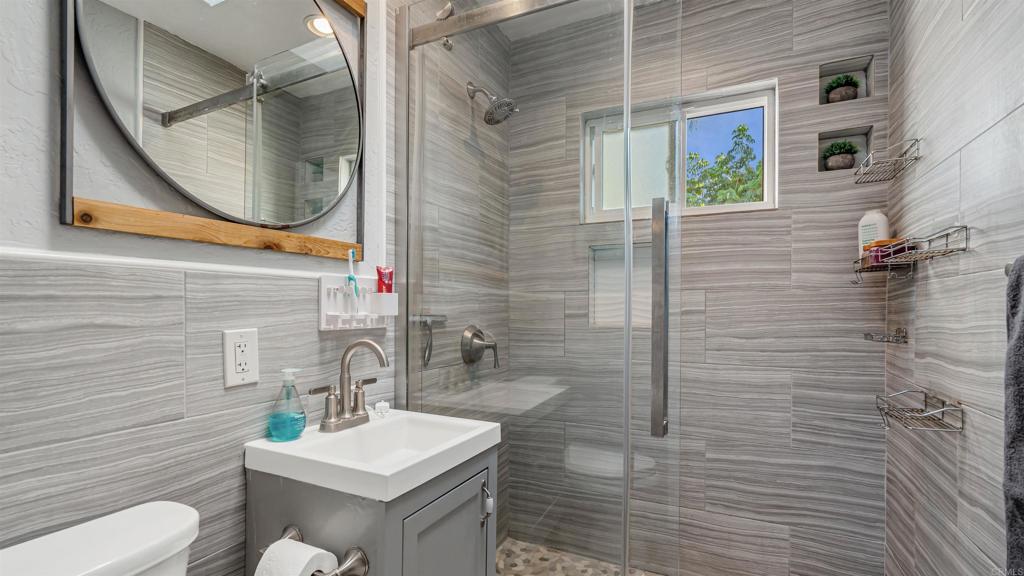 9201 Brookside Circle Spring Valley, CA 91977 - Photo 40 of 65