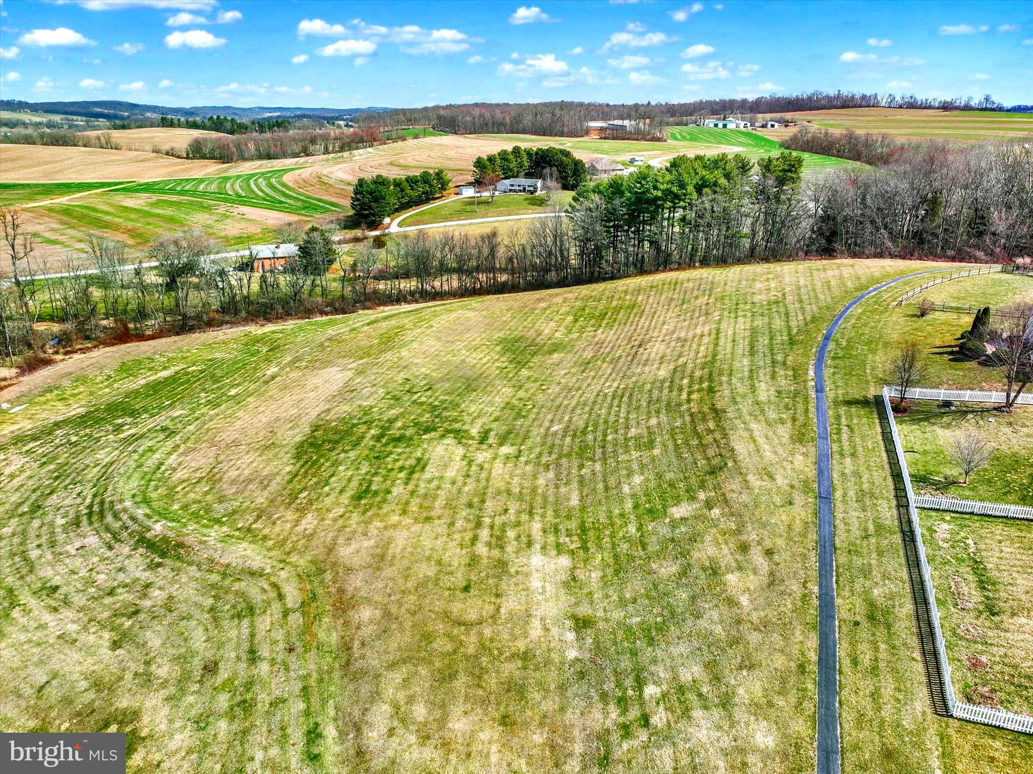 2512 Codorus Lane Spring Grove, PA 17362 - Photo 42 of 42 a view of an ocean and a mountain