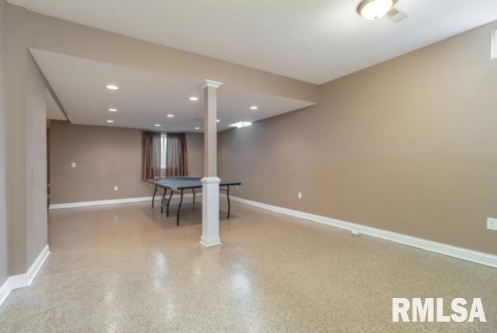 5347 Hugo Road Bettendorf, IA 52722 - Photo 35 of 49 Gallery Image 35