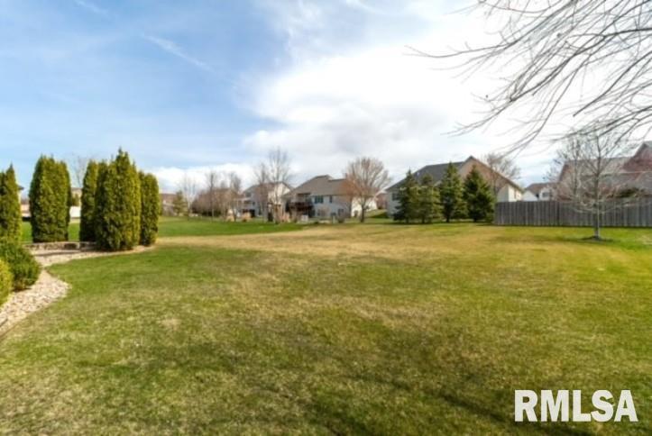 5347 Hugo Road Bettendorf, IA 52722 - Photo 43 of 49 Gallery Image 43