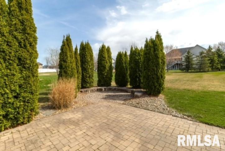 5347 Hugo Road Bettendorf, IA 52722 - Photo 44 of 49 Gallery Image 44