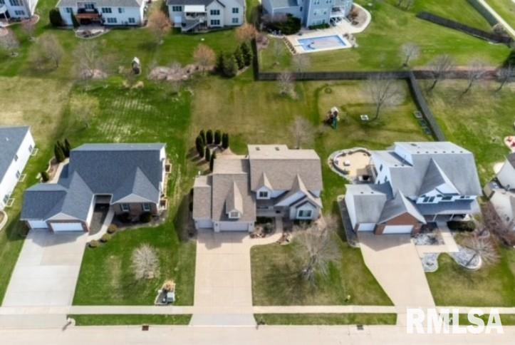5347 Hugo Road Bettendorf, IA 52722 - Photo 46 of 49 Gallery Image 46