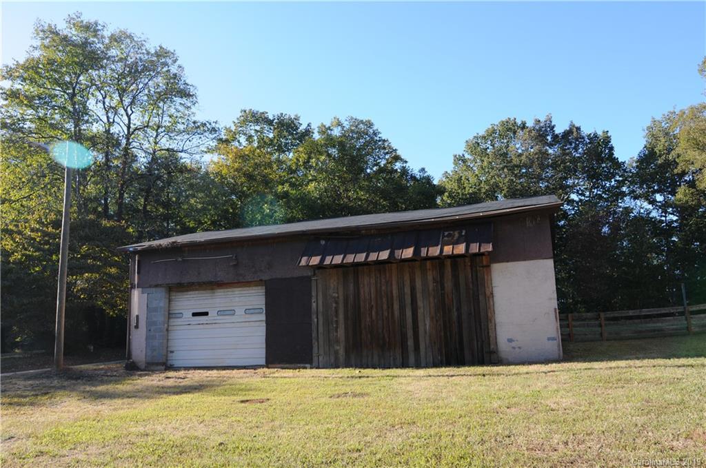 1778 Southside Road Lincolnton, NC 28092 - Photo 3 of 18 Gallery Image 3