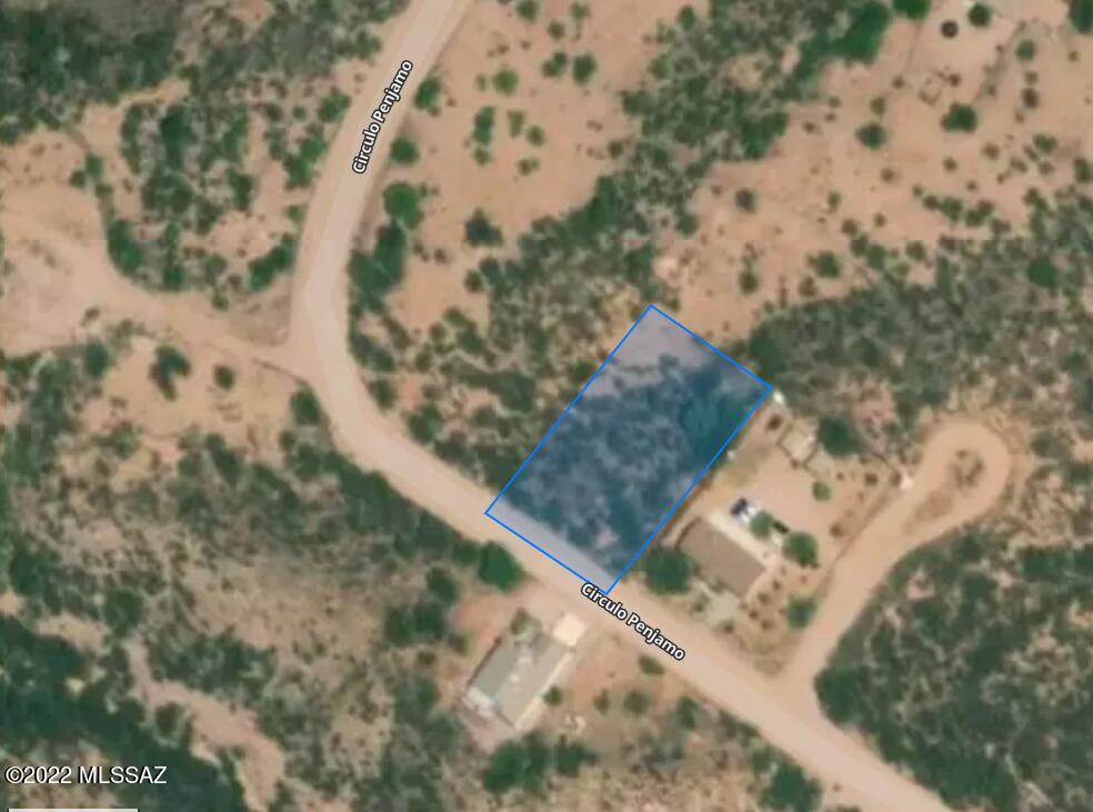 102 Circulo Penjamo, Unit 11 Rio Rico, AZ 85648 - Photo 11 of 12