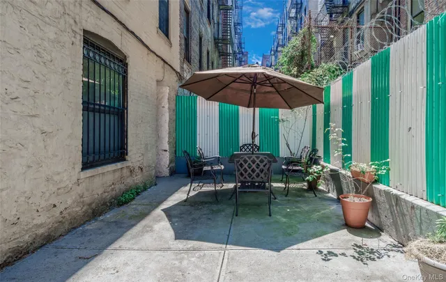 a view of outdoor space yard and patio