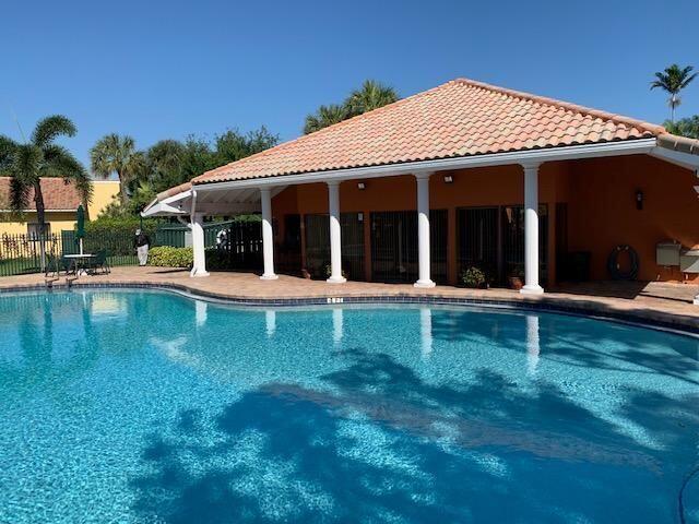 6120 Caliente Lane Boca Raton, FL 33433 - Photo 29 of 36 Pool