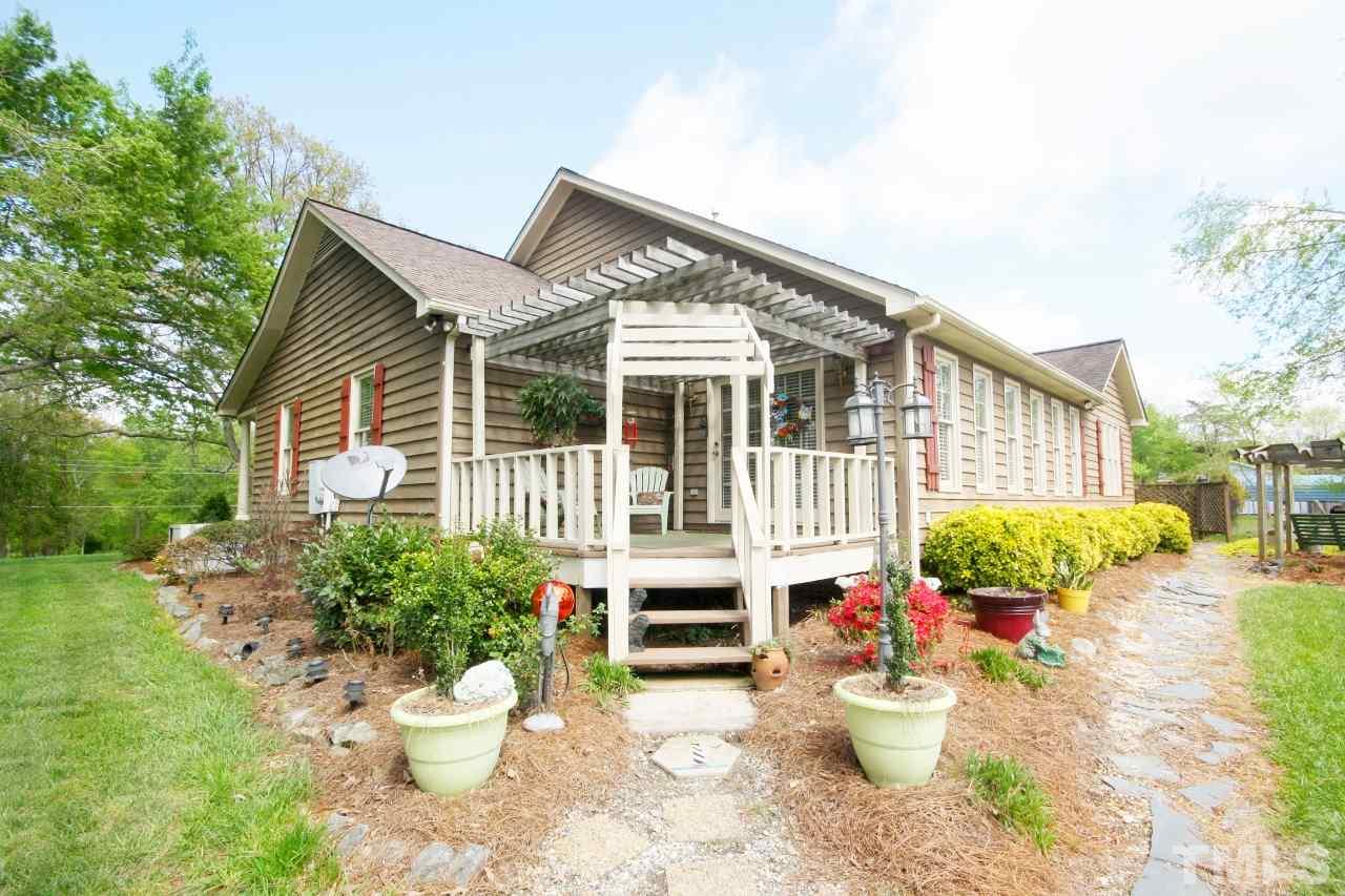 4265 Mebane Rogers Road Mebane, NC 27302 - Photo 4 of 24 Gallery Image 4