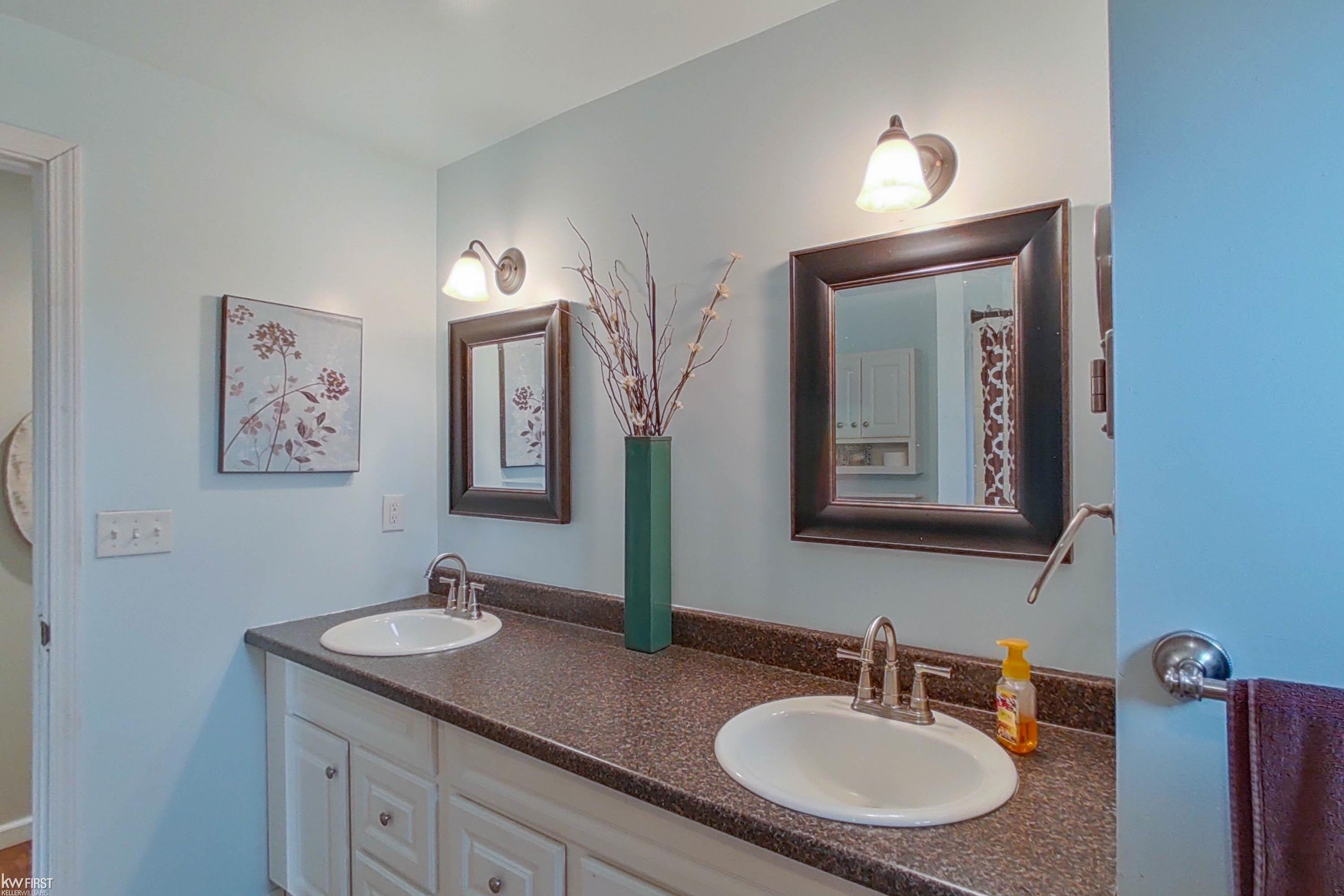 10318 East Bennington Road Durand, MI 48429 - Photo 28 of 64 Gallery Image 28