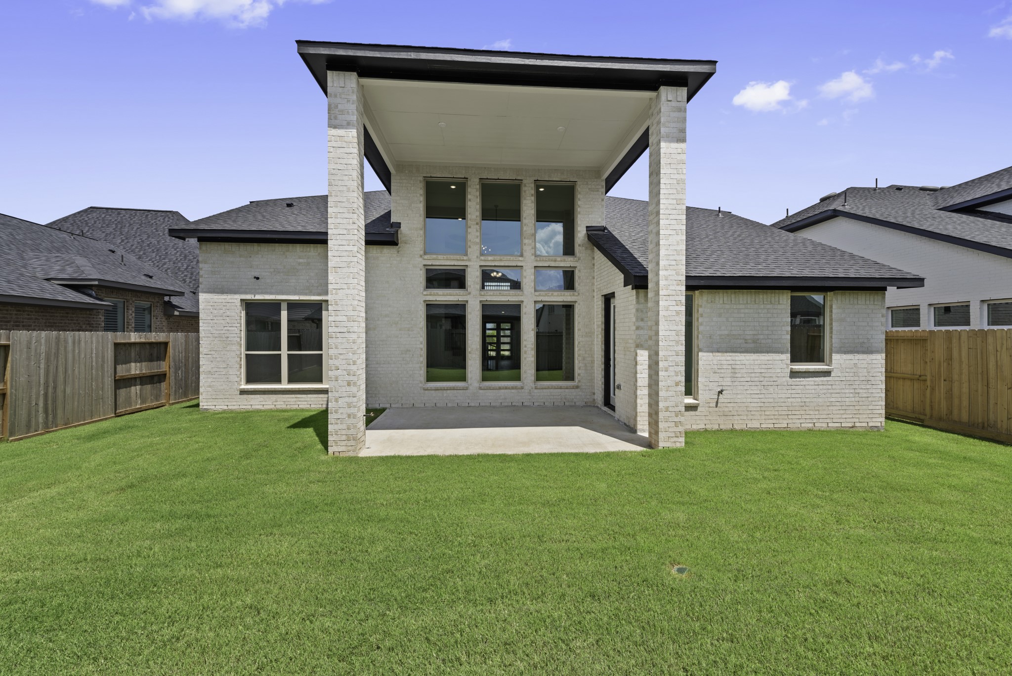 4914 Benton Wds Trail Rosenberg, TX 77471 - Photo 24 of 28 Representative image; features, selections and colors may vary.
