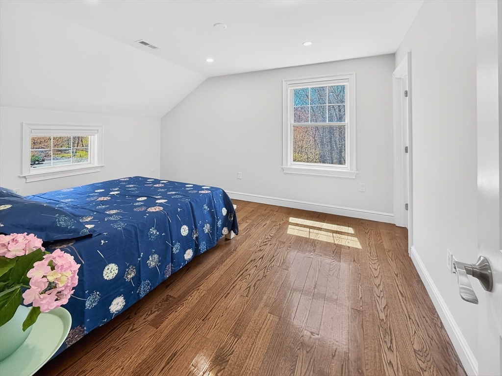 16 Walsh Road Bedford, MA 01730 - Photo 20 of 42