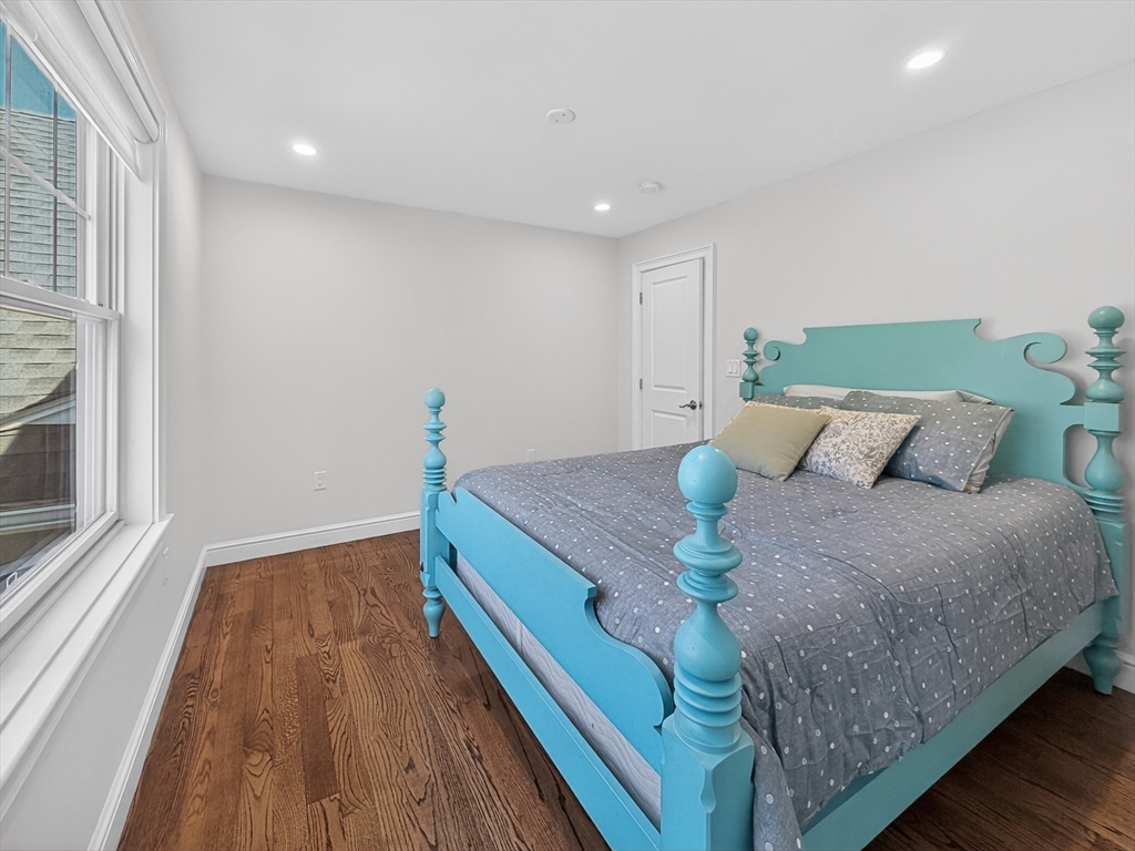16 Walsh Road Bedford, MA 01730 - Photo 26 of 42
