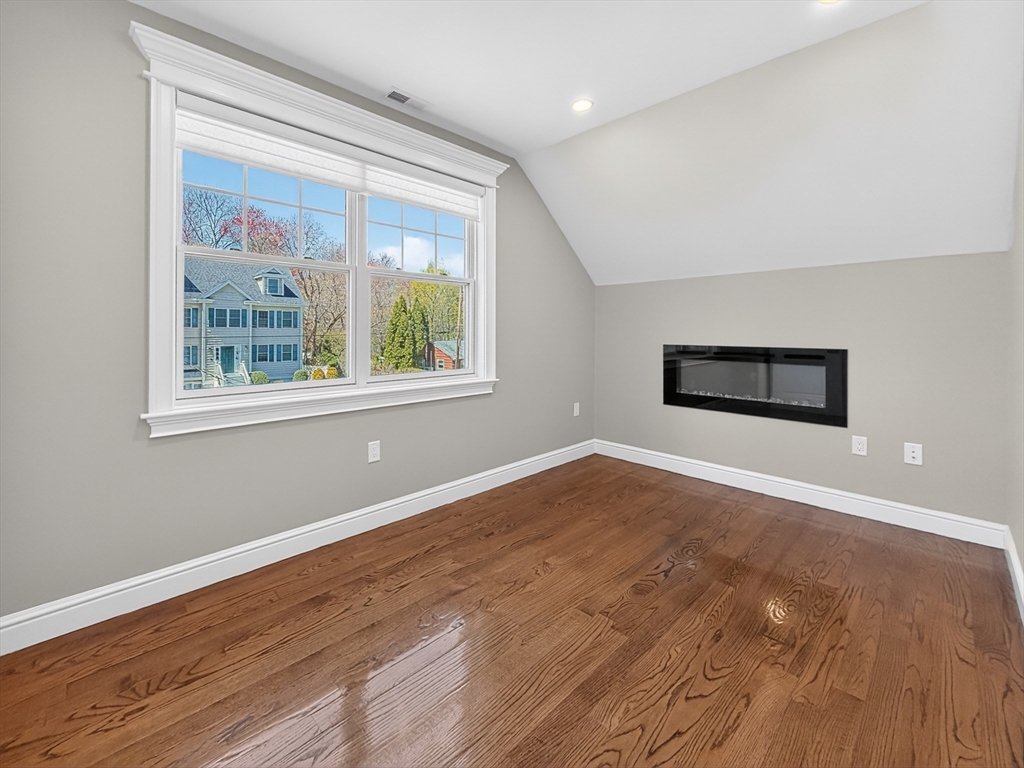16 Walsh Road Bedford, MA 01730 - Photo 33 of 42