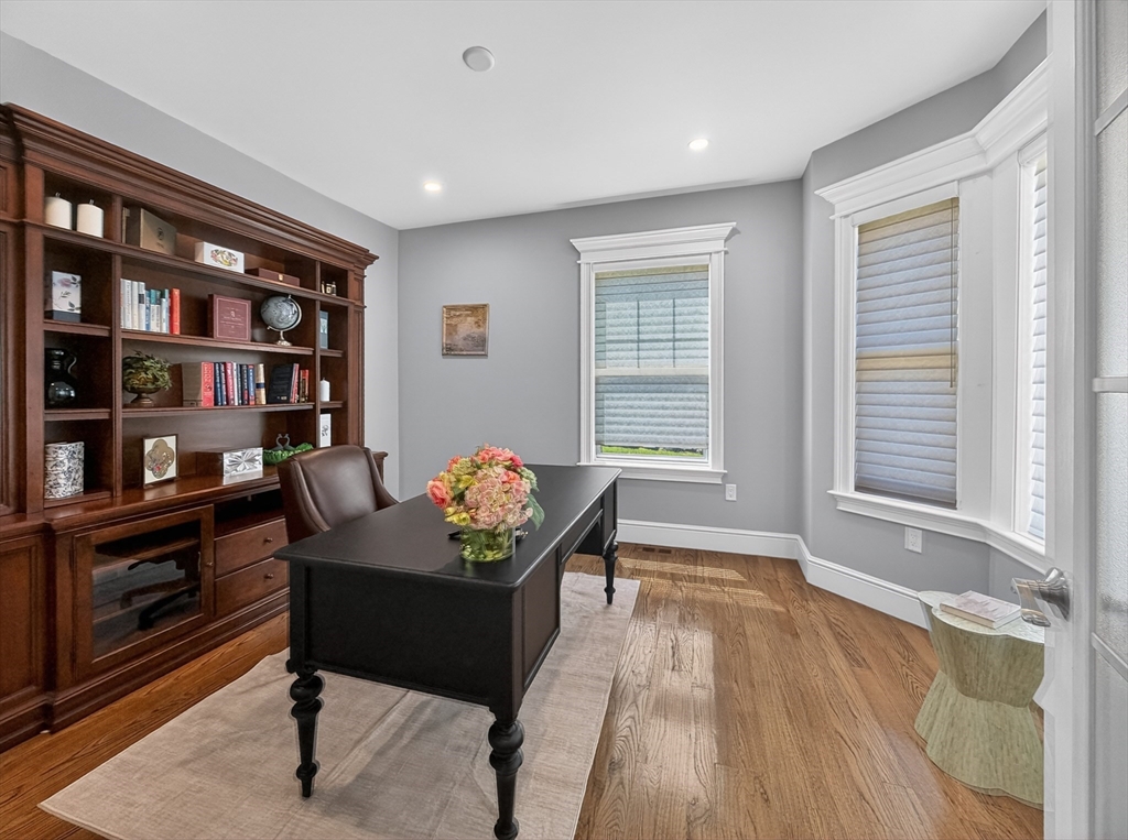16 Walsh Road Bedford, MA 01730 - Photo 8 of 42