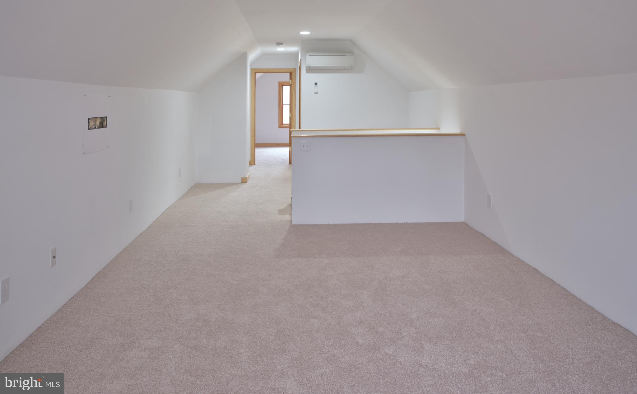 810 Callowhill Road Perkasie, PA 18944 - Photo 23 of 36 a view of empty room