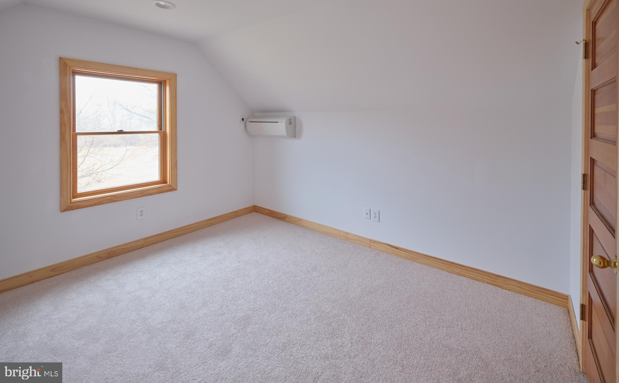 810 Callowhill Road Perkasie, PA 18944 - Photo 24 of 36 an empty room with a window